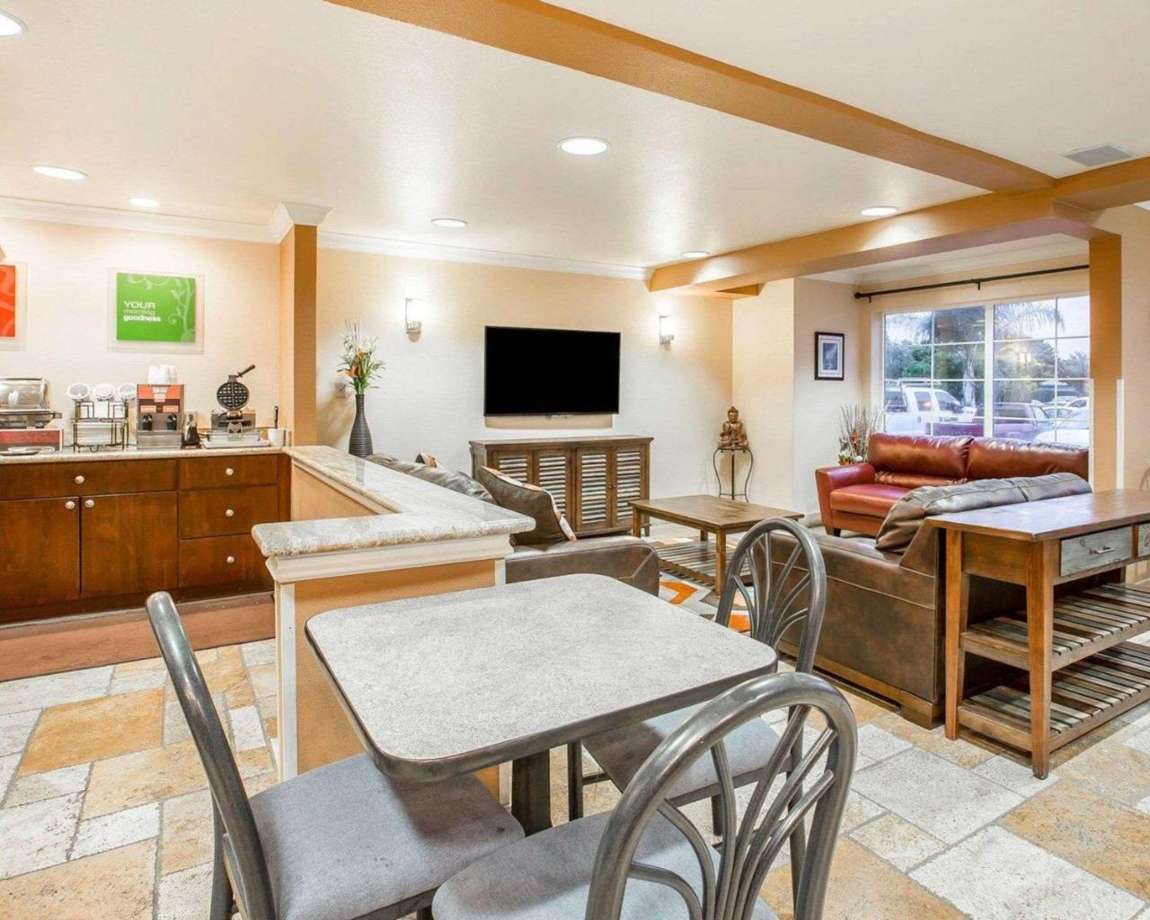 Comfort Inn & Suites Salinas Eksteriør billede